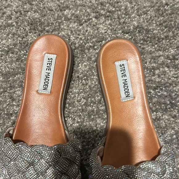🤪SOLD 🤪Steve Madden Rhinestone Sandal Size 6 - Picture 5 of 13